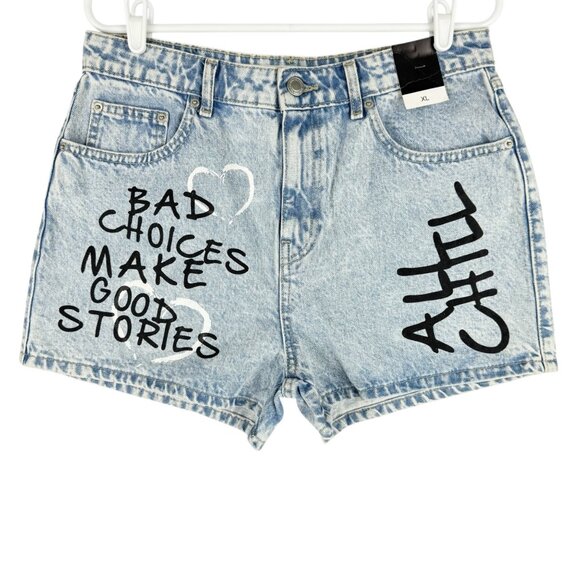 FB Sister Women's Text Print Blue Denim Shorts Size XL Zip Closure 5-Pockets NWT - Picture 1 of 10